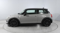 2019 (69) MINI HATCHBACK 1.5 Cooper Classic II 3dr Auto 5371044