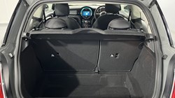 2019 (69) MINI HATCHBACK 1.5 Cooper Classic II 3dr Auto 5217177