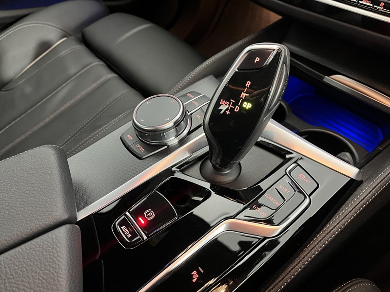 2022 (72) BMW 5 SERIES 520d MHT M Sport 4dr Step Auto 5222728