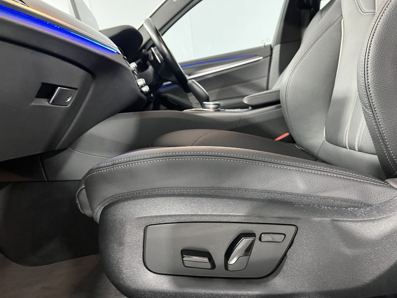 2022 (72) BMW 5 SERIES 520d MHT M Sport 4dr Step Auto 5222752