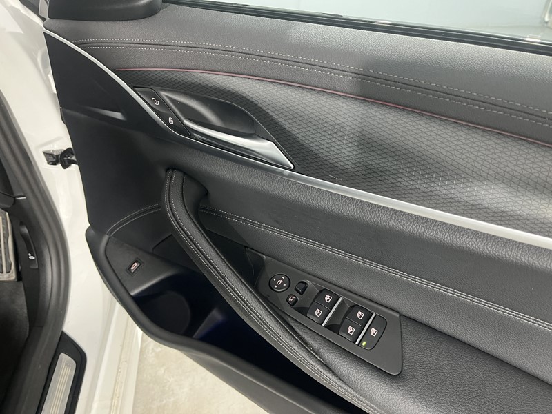 2022 (72) BMW 5 SERIES 520d MHT M Sport 4dr Step Auto 5222737