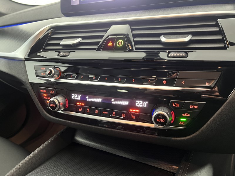 2022 (72) BMW 5 SERIES 520d MHT M Sport 4dr Step Auto 5222747