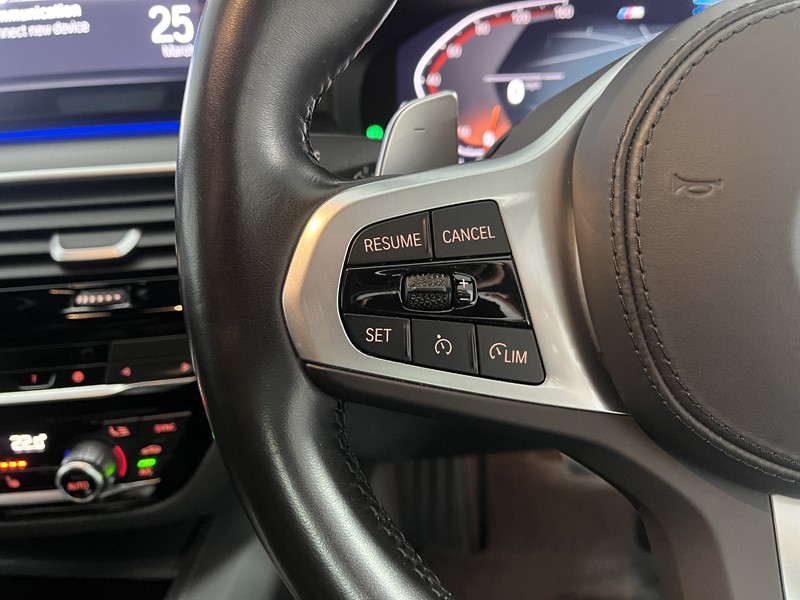 2022 (72) BMW 5 SERIES 520d MHT M Sport 4dr Step Auto 5222740