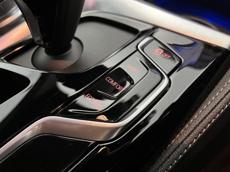 2022 (72) BMW 5 SERIES 520d MHT M Sport 4dr Step Auto 5222750