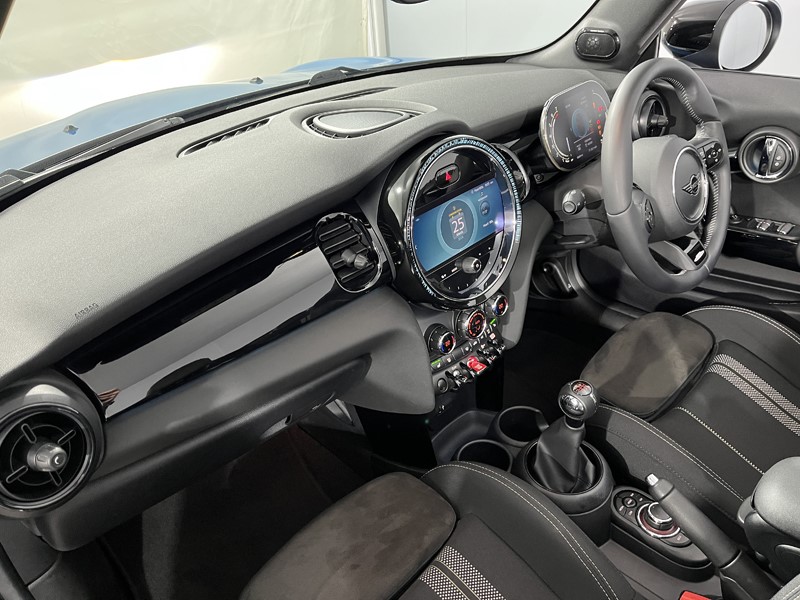 2022 (22) MINI CONVERTIBLE 1.5 Cooper Sport 2dr 5222772