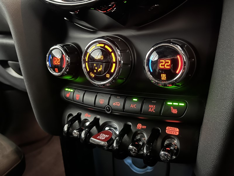 2022 (22) MINI CONVERTIBLE 1.5 Cooper Sport 2dr 5222796