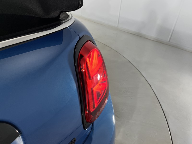 2022 (22) MINI CONVERTIBLE 1.5 Cooper Sport 2dr 5222806