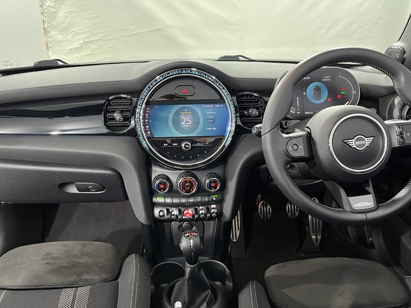 2022 (22) MINI CONVERTIBLE 1.5 Cooper Sport 2dr 5222769