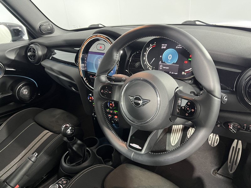 2022 (22) MINI CONVERTIBLE 1.5 Cooper Sport 2dr 5222771