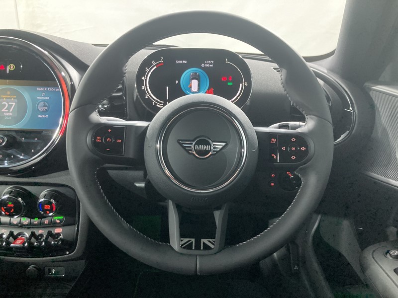 2024 (24) MINI CLUBMAN 1.5 Cooper Exclusive Premium 6dr Auto 5237775