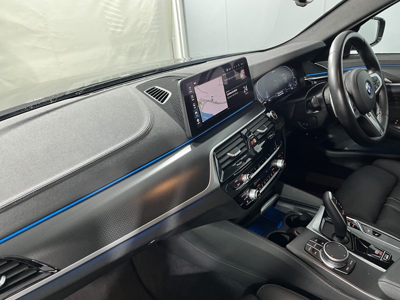 2021 (71) BMW 5 SERIES 545e xDrive M Sport 4dr Auto 5216417