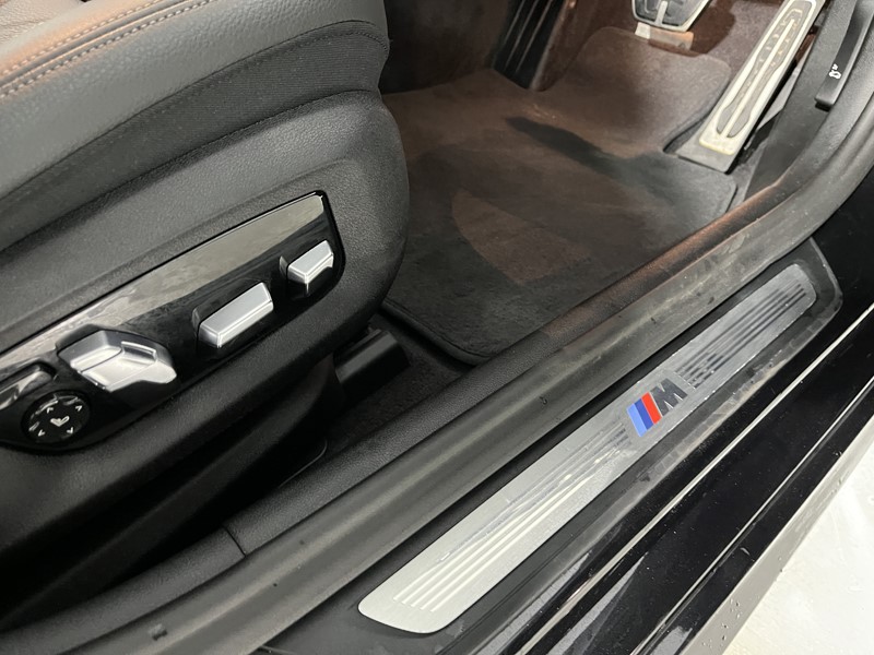 2021 (71) BMW 5 SERIES 545e xDrive M Sport 4dr Auto 5216429