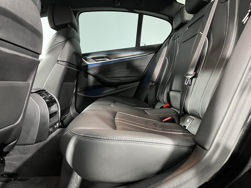 2021 (71) BMW 5 SERIES 545e xDrive M Sport 4dr Auto 5216447