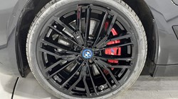 2021 (71) BMW 5 SERIES 545e xDrive M Sport 4dr Auto 5216424