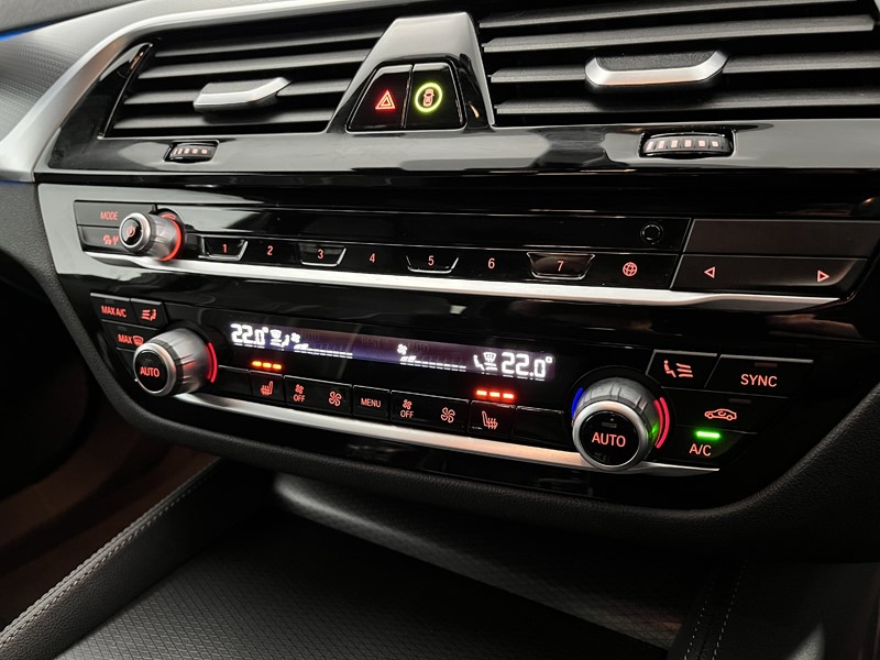 2021 (71) BMW 5 SERIES 545e xDrive M Sport 4dr Auto 5216441