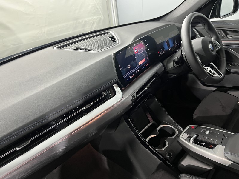 2025 (75) BMW X1 xDrive 23i MHT M Sport 5dr Step Auto 5213654