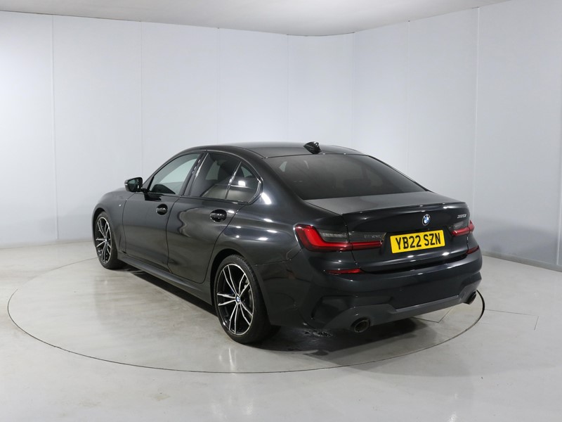 2022 (22) BMW 3 SERIES 320i M Sport 4dr Step Auto
