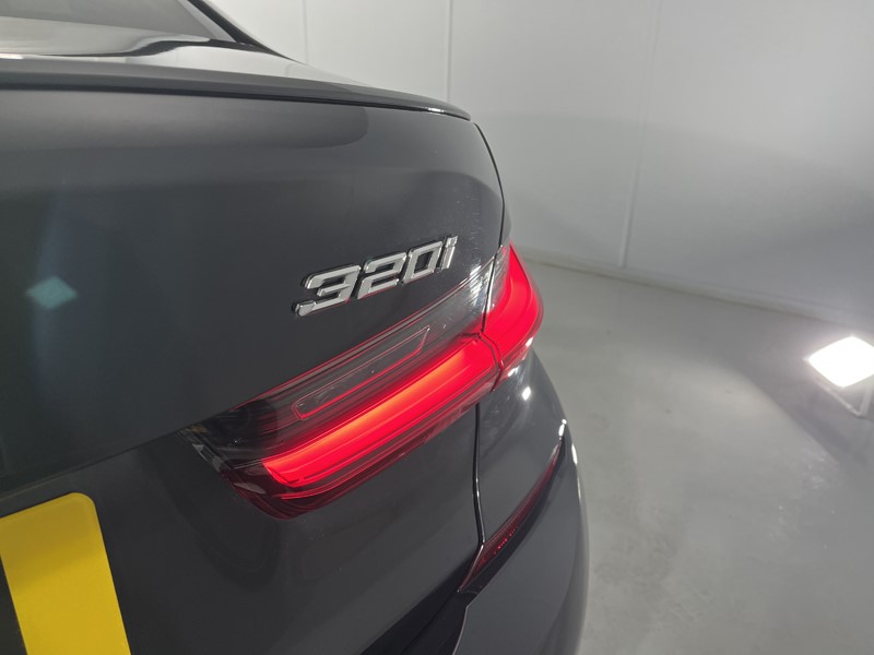 2022 (22) BMW 3 SERIES 320i M Sport 4dr Step Auto 5250329