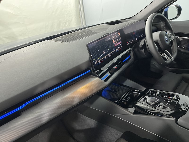 2024 (24) BMW 5 SERIES 530e M Sport Pro 4dr Auto 5232982