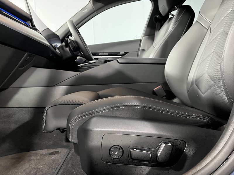 2024 (24) BMW 5 SERIES 530e M Sport Pro 4dr Auto 5233011