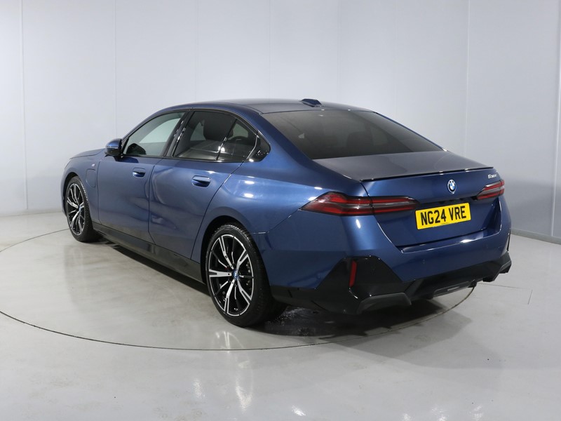 2024 (24) BMW 5 SERIES 530e M Sport Pro 4dr Auto