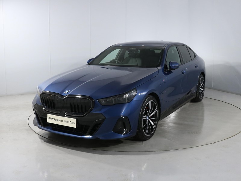 2024 (24) BMW 5 SERIES 530e M Sport Pro 4dr Auto 5233022