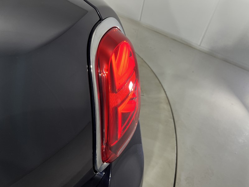 2023 (23) MINI HATCHBACK 1.5 Cooper Exclusive Premium 5dr Auto 5270065