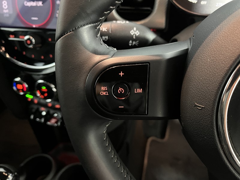 2023 (23) MINI HATCHBACK 1.5 Cooper Exclusive Premium 5dr Auto 5270048