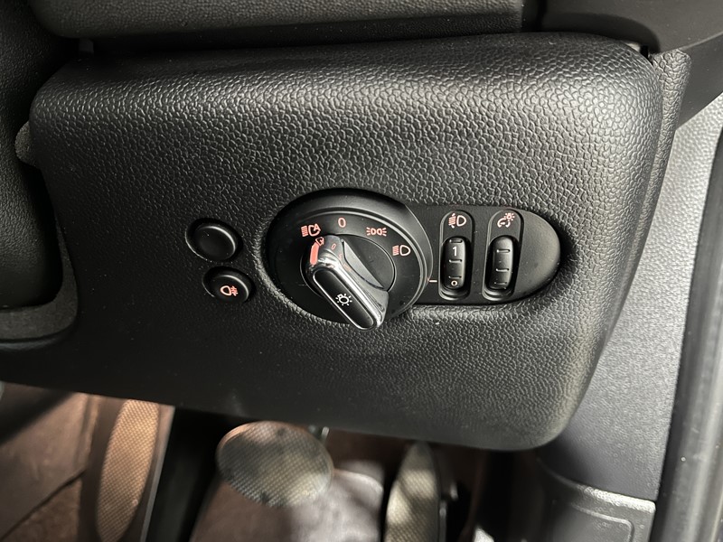 2023 (23) MINI HATCHBACK 1.5 Cooper Exclusive Premium 5dr Auto 5270046