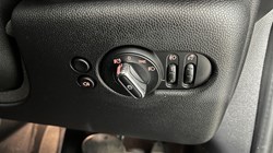 2023 (23) MINI HATCHBACK 1.5 Cooper Exclusive Premium 5dr Auto 5270046