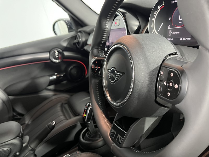 2023 (23) MINI HATCHBACK 1.5 Cooper Exclusive Premium 5dr Auto 5270047