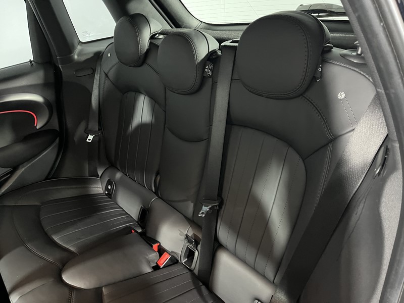 2023 (23) MINI HATCHBACK 1.5 Cooper Exclusive Premium 5dr Auto 5270038