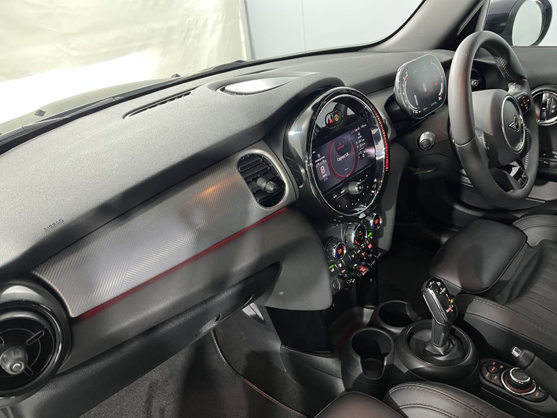 2023 (23) MINI HATCHBACK 1.5 Cooper Exclusive Premium 5dr Auto 5270033