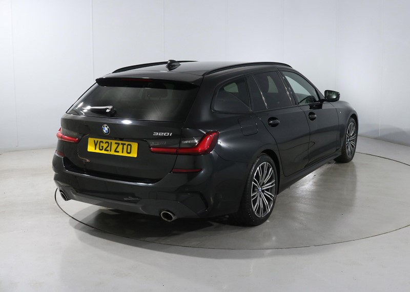 2021 (21) BMW 3 SERIES 320i M Sport 5dr Step Auto 5245305