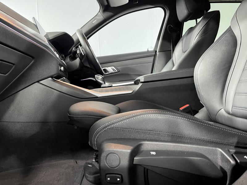 2021 (21) BMW 3 SERIES 320i M Sport 5dr Step Auto 5245292