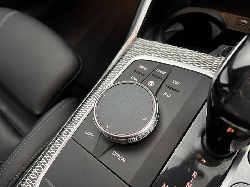 2021 (21) BMW 3 SERIES 320i M Sport 5dr Step Auto 5245289