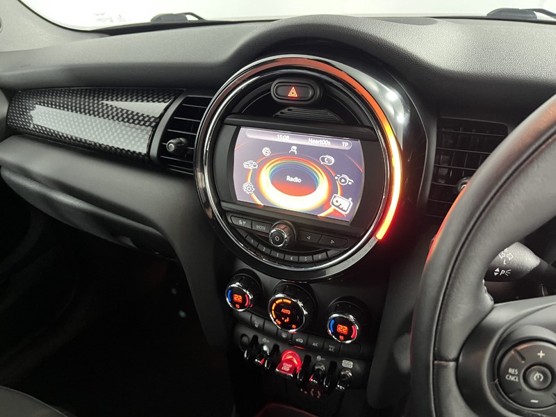 2017 (67) MINI CONVERTIBLE 2.0 Cooper S 2dr 5308450