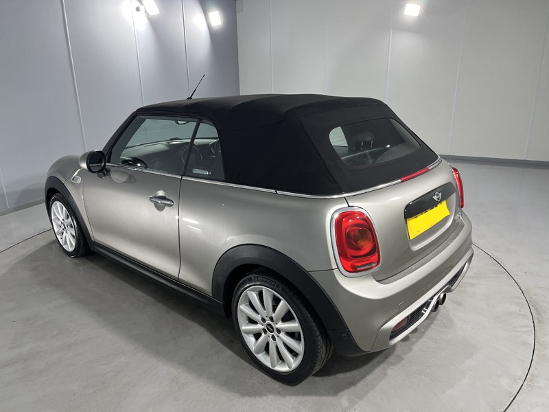2017 (67) MINI CONVERTIBLE 2.0 Cooper S 2dr 5308477