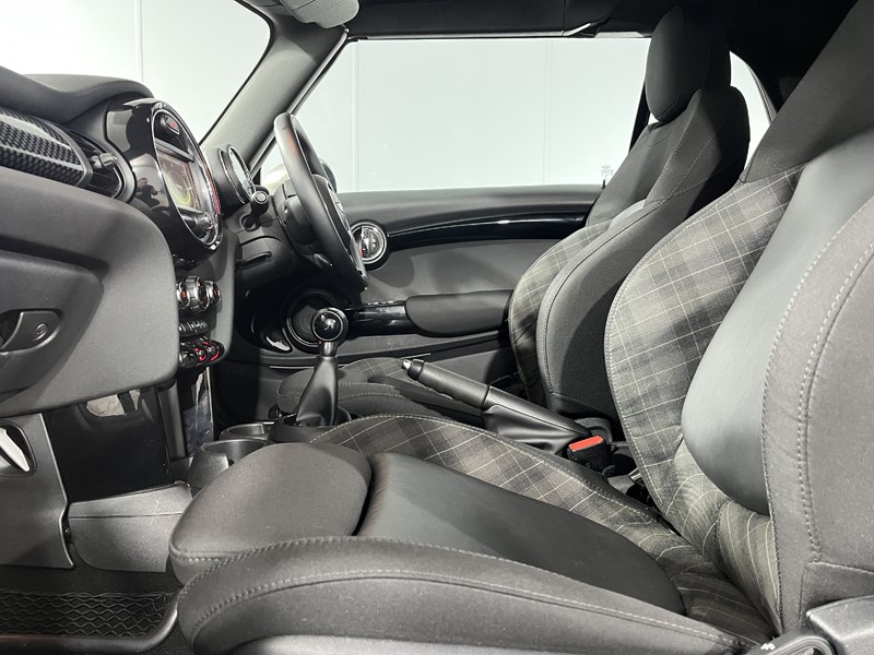 2017 (67) MINI CONVERTIBLE 2.0 Cooper S 2dr 5308474