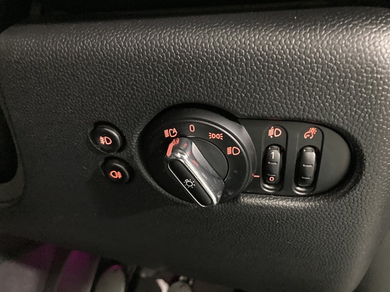 2019 (69) MINI HATCHBACK 1.5 Cooper Classic II 3dr 5245662