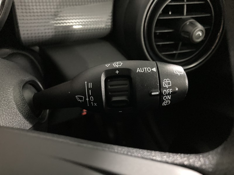 2019 (69) MINI HATCHBACK 1.5 Cooper Classic II 3dr 5245666