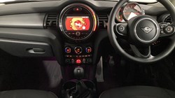 2019 (69) MINI HATCHBACK 1.5 Cooper Classic II 3dr 5245647