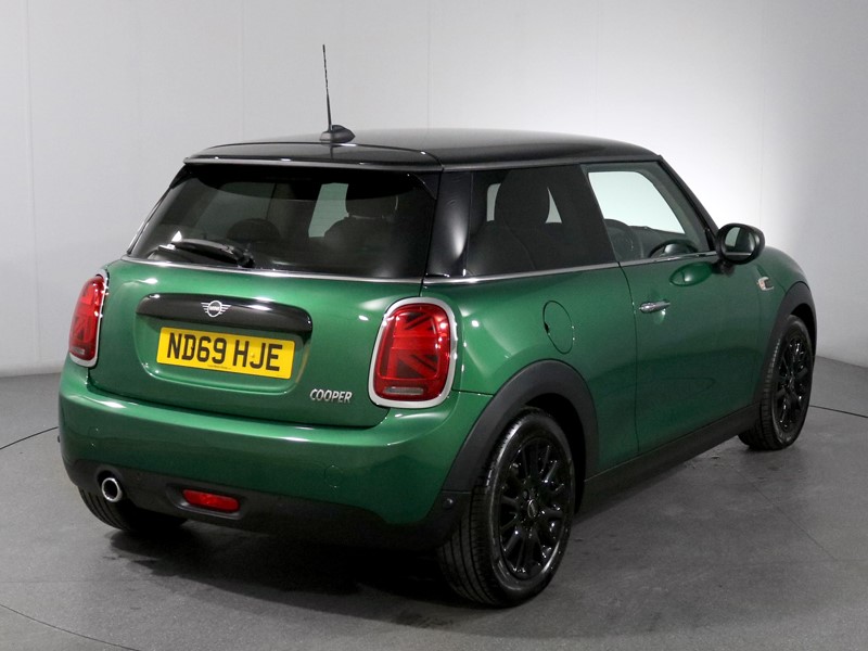 2019 (69) MINI HATCHBACK 1.5 Cooper Classic II 3dr 5245692