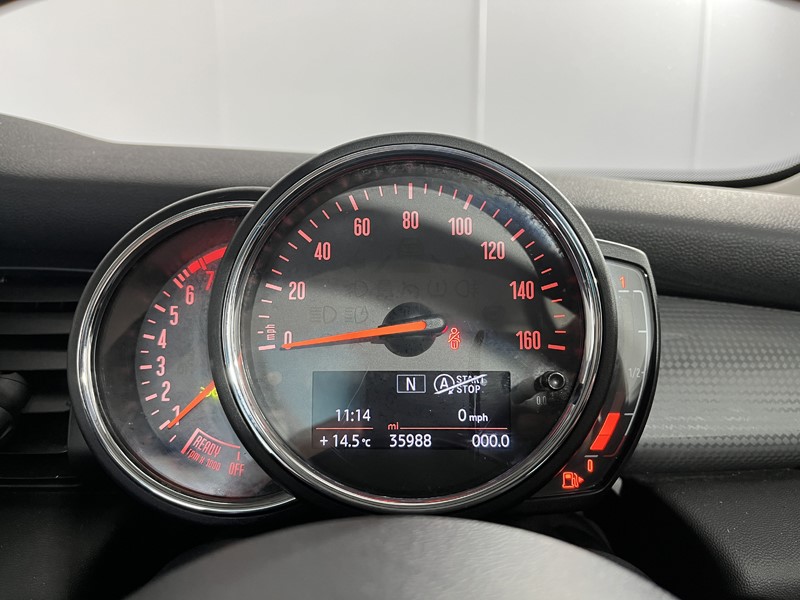 2019 (69) MINI HATCHBACK 1.5 Cooper Classic II 3dr 5245652