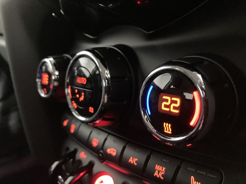 2019 (69) MINI HATCHBACK 1.5 Cooper Classic II 3dr 5245671