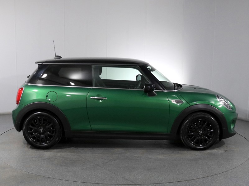 2019 (69) MINI HATCHBACK 1.5 Cooper Classic II 3dr 5245646