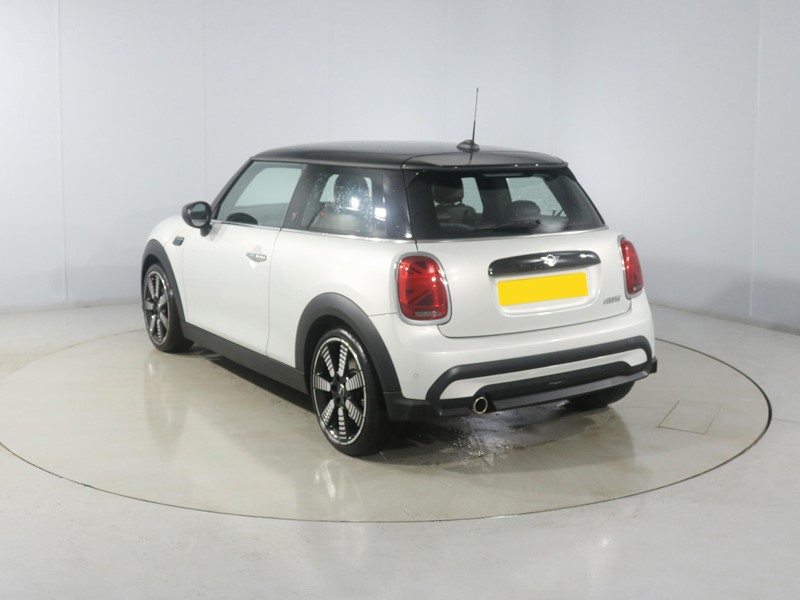 2022 (22) MINI HATCHBACK 1.5 Cooper Exclusive 3dr Auto 5233203