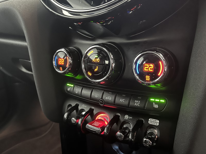 2022 (22) MINI HATCHBACK 1.5 Cooper Exclusive 3dr Auto 5233231