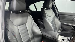 2022 (22) BMW 3 SERIES 320i xDrive M Sport 4dr Step Auto 5281236