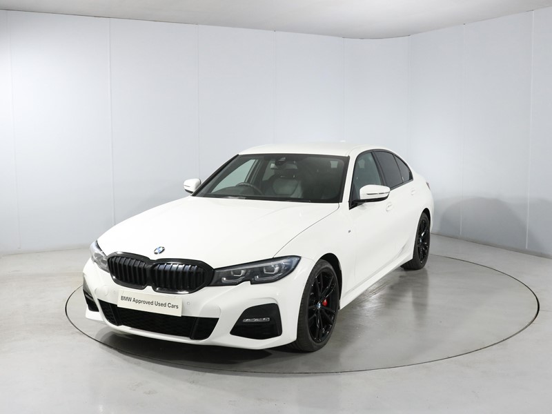 2022 (22) BMW 3 SERIES 320i xDrive M Sport 4dr Step Auto 5281271